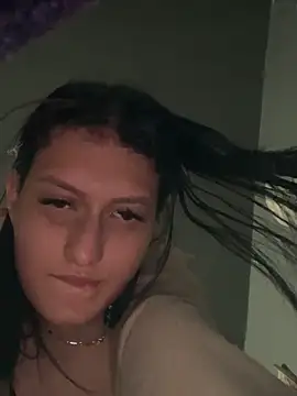 Caroline daring online show from 04.04.26