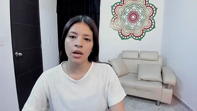 Candy fox 19 online show from 02.13.26