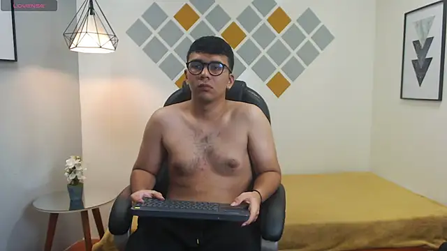 titanxero online show from 10.02.25