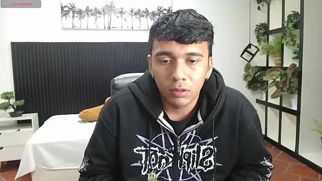 titanxero online show from 11.23.25