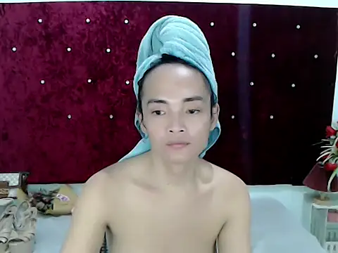 Snapshot of XxMissBEAUTYFULLxX chatting on 09.21.25 XxMissBEAUTYFULLxX online show from 09.21.25