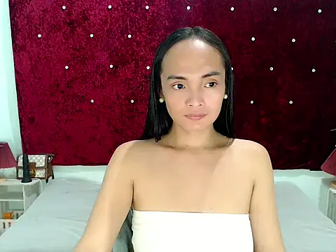 Snapshot of XxMissBEAUTYFULLxX chatting on 09.22.25 XxMissBEAUTYFULLxX online show from 09.22.25