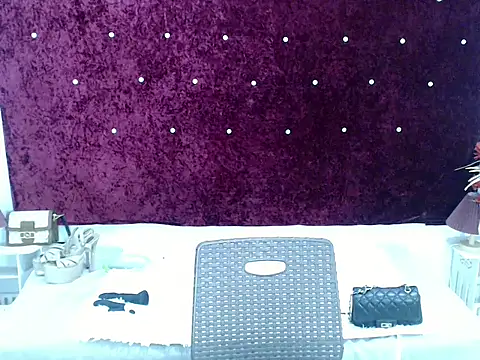Snapshot of XxMissBEAUTYFULLxX chatting on 09.29.25 XxMissBEAUTYFULLxX online show from 09.29.25