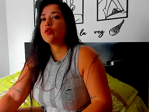 Allison 21  online show from 12.04.25