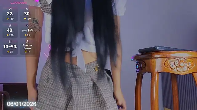 Doll Tomie online show from 01.06.26