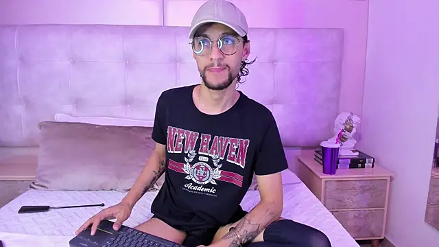LiamSamders online show from 09.11.25