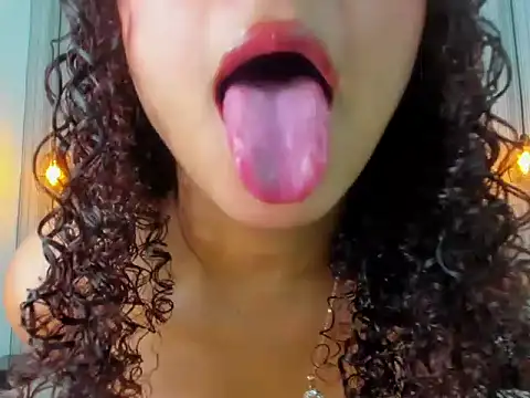 Sofiapassionne online show from 04.19.26