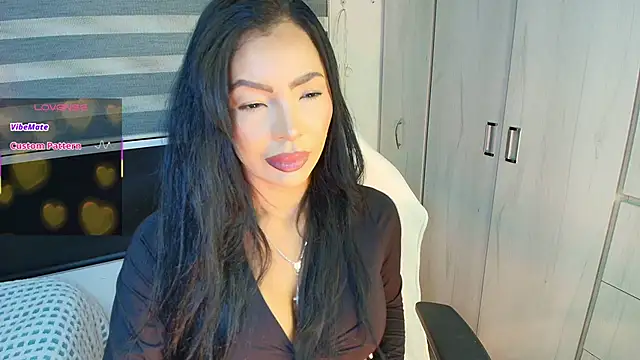 veronikali online show from 12.19.25