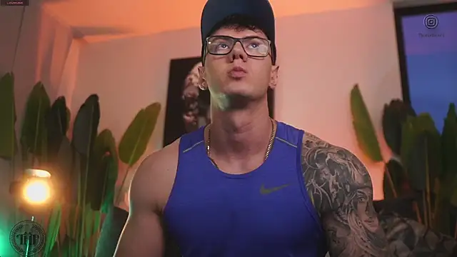 Thomas Falcon online show from 12.01.25