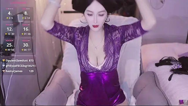 Oliviari- online show from 02.22.26