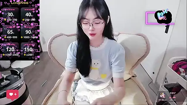 baby-yaya20 online show from 04.13.26