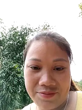 Snapshot of maymancute chatting on 10.23.25 maymancute online show from 10.23.25