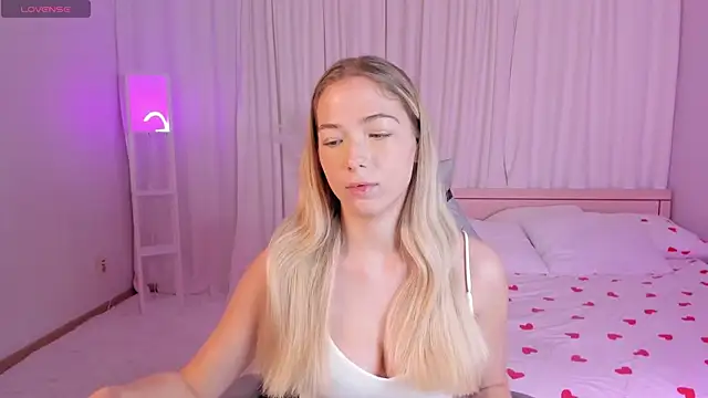 Susan Mimi online show from 11.26.25