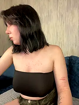 CurvyWoman- online show from 09.24.25