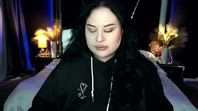 SerahMirabeli online show from 11.16.25