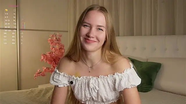 AlbaMesick online show from 10.08.25