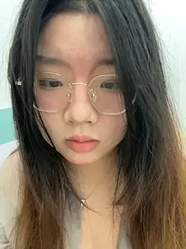 xxwang20 online show from 10.15.25