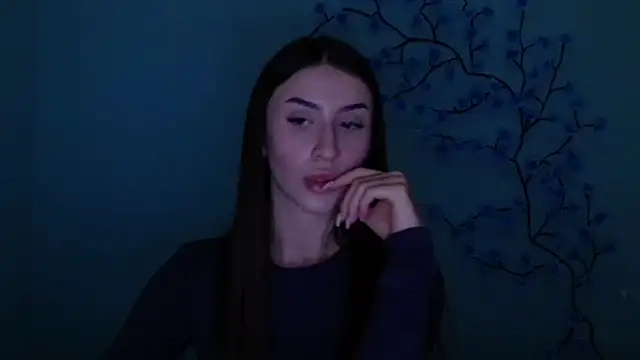 AlisaBubbles online show from 12.22.25