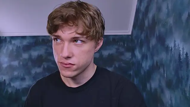 Snapshot of MarkShot_ chatting on 10.24.25 MarkShot online show from 10.24.25