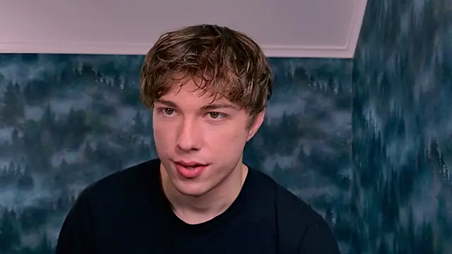 Snapshot of MarkShot_ chatting on 10.27.25 MarkShot online show from 10.27.25