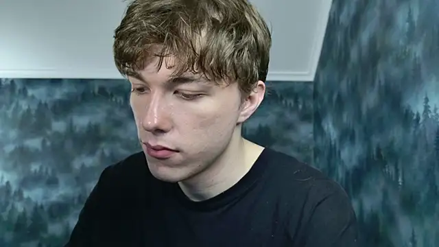 Snapshot of MarkShot_ chatting on 10.28.25 MarkShot online show from 10.28.25