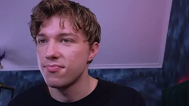 Snapshot of MarkShot_ chatting on 11.13.25 MarkShot online show from 11.13.25