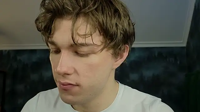 Snapshot of MarkShot_ chatting on 11.25.25 MarkShot online show from 11.25.25