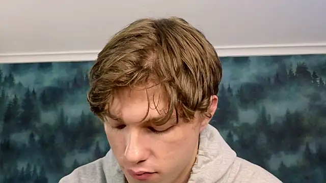 Snapshot of MarkShot_ chatting on 11.28.25 MarkShot online show from 11.28.25