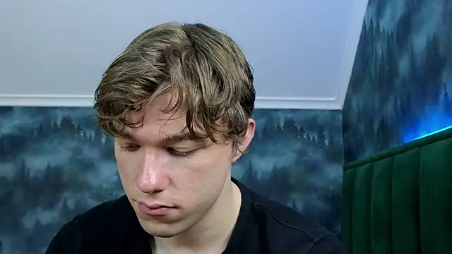 Snapshot of MarkShot_ chatting on 11.29.25 MarkShot online show from 11.29.25