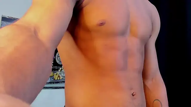 Snapshot of nico_santana chatting on 10.08.25 nico santana online show from 10.08.25