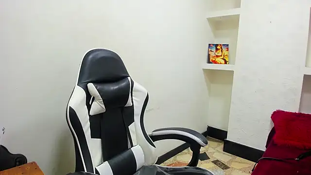 susan mooree online show from 03.05.26