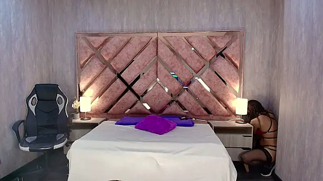 Snapshot of ANABELL_BROWN chatting on 11.11.25 ANABELL BROWN online show from 11.11.25