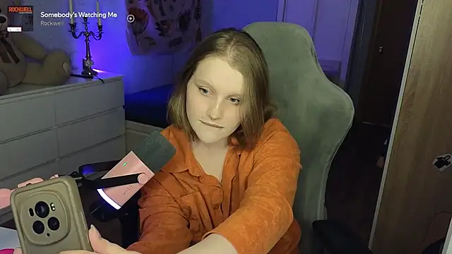 OliviaBlade online show from 10.31.25