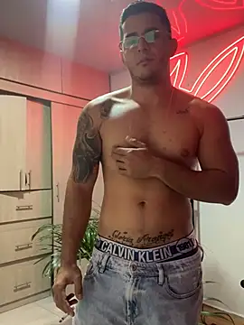 Snapshot of big-tyler chatting on 01.18.26 big-tyler online show from 01.18.26