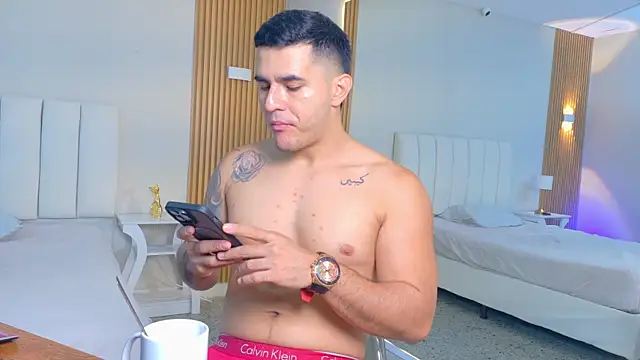 Snapshot of big-tyler chatting on 02.04.26 big-tyler online show from 02.04.26