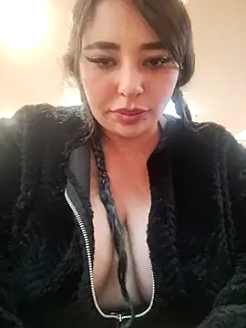 Bagiolett online show from 04.02.26