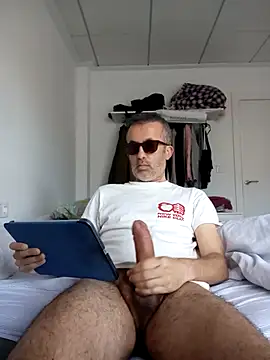 EmilioTaladdro online show from 04.13.26