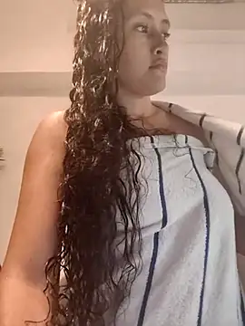 ArielBlossom    online show from 11.27.25