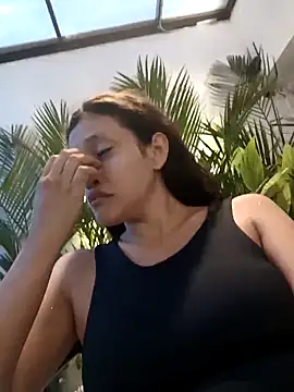 ArielBlossom    online show from 01.06.26