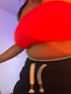 lilith storm online show from 11.15.25