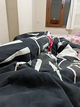 LAZ3R1 online show from 09.21.25