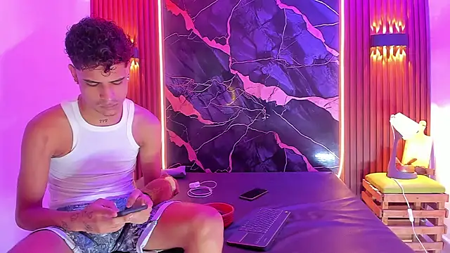 Lucky boys  X online show from 10.20.25