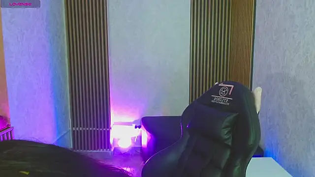 Miagates tay online show from 11.03.25