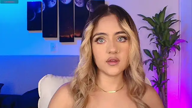 MaryMoon  online show from 11.30.25