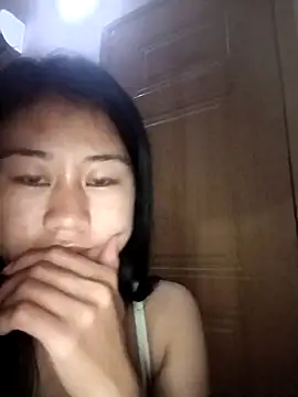 luy-xinh02 online show from 09.25.25