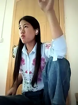 luy-xinh02 online show from 09.30.25