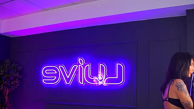 YuliaDesirevska online show from 11.11.25