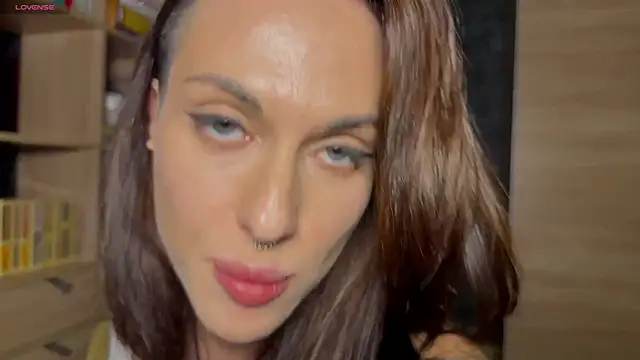 AzureEyes online show from 11.23.25