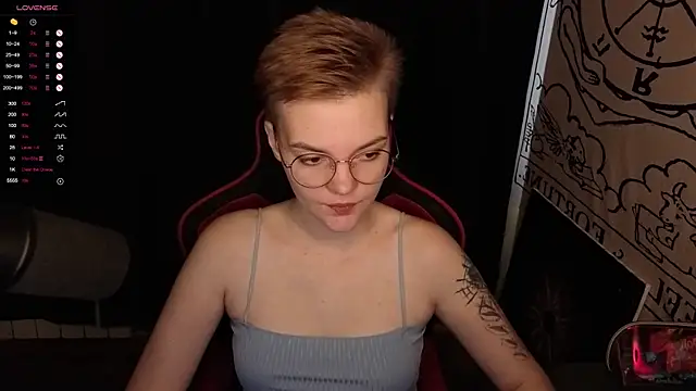 KrisNeal online show from 10.17.25