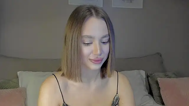 Stefa Evans online show from 10.28.25